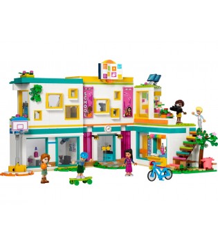 LEGO® Friends Uluslararası Heartlake Okulu 41731 Oyuncak Yapım Seti (985 Parça)